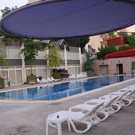 Grand Kadri Hotel - History Marked By Cristal Lebanon Zahlé Exterior foto