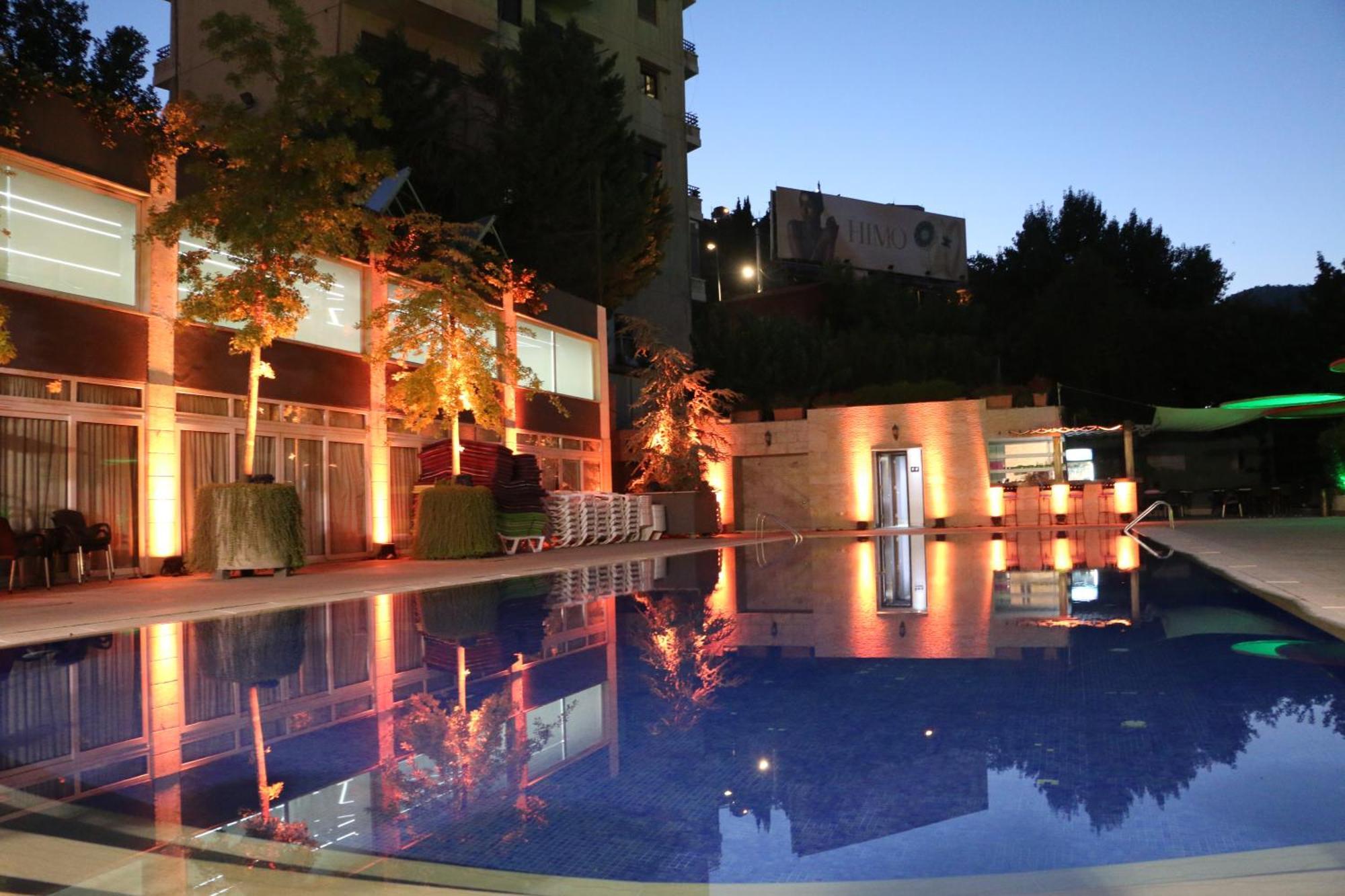 Grand Kadri Hotel - History Marked By Cristal Lebanon Zahlé Exterior foto