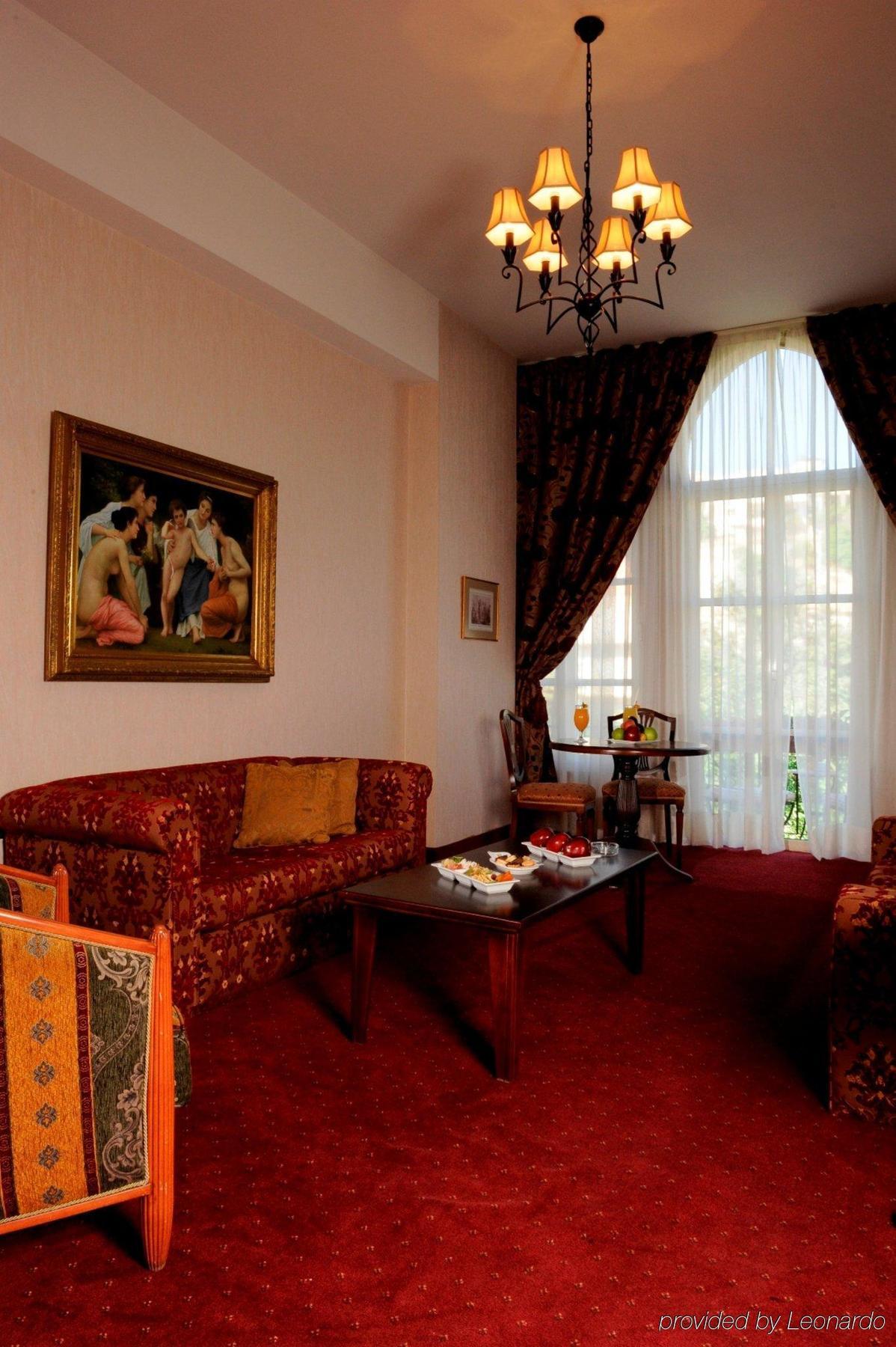 Grand Kadri Hotel - History Marked By Cristal Lebanon Zahlé Habitación foto
